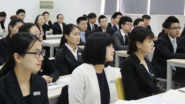 桂林銀行管理培訓(xùn)生待遇怎么樣？管理培訓(xùn)生主要工作做什么？