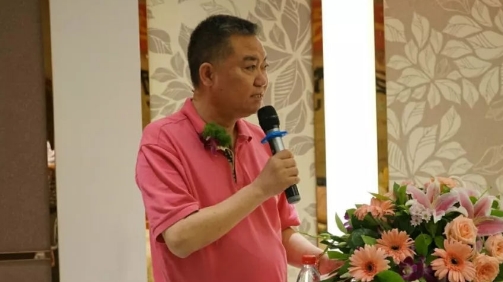 席國際簡歷：桂林高新珠寶公司董事長，桂林國際高景公司董事長