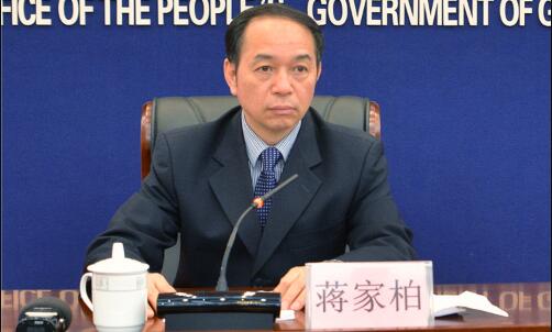 蔣家柏簡歷：廣西自治區(qū)人大法制委員會主任委員蔣家柏，曾任廣西自治區(qū)政府秘書長、水庫移民局局長、扶貧辦主任