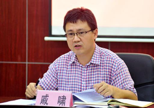 戚嘯簡歷：河池市宜州區(qū)委副書記、區(qū)長戚嘯，曾任金城江區(qū)委常委、常務(wù)副區(qū)長，宜州區(qū)委常委、組織部部長