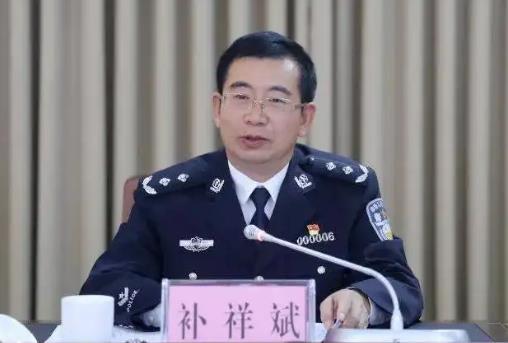 補(bǔ)祥斌簡歷：廣西公安廳副廳長補(bǔ)祥斌，曾任梧州市副市長、公安局局長，河池市公安局局長