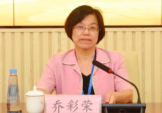 喬彩榮被查，喬彩榮簡歷：河池市社科聯(lián)主席喬彩榮，曾任河池審計局局長、金城江區(qū)長、鳳山副縣長