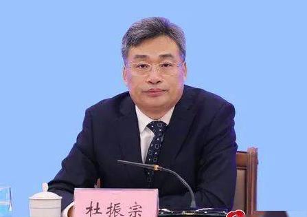 杜振宗簡歷：廣西衛(wèi)健委主任杜振宗，曾任南溪山醫(yī)院院長、桂林醫(yī)學(xué)院二附院副院長
