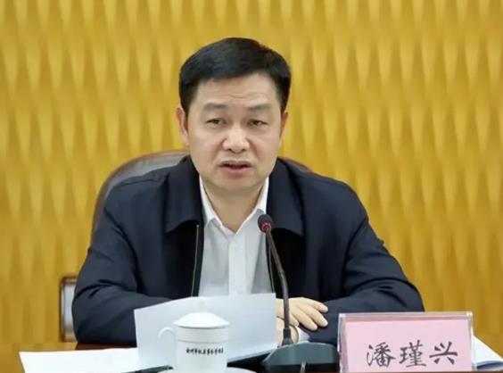 潘瑾興簡歷：廣西民宗委紀(jì)檢組長潘瑾興接受審查調(diào)查，曾任欽州市委常委、紀(jì)委書記